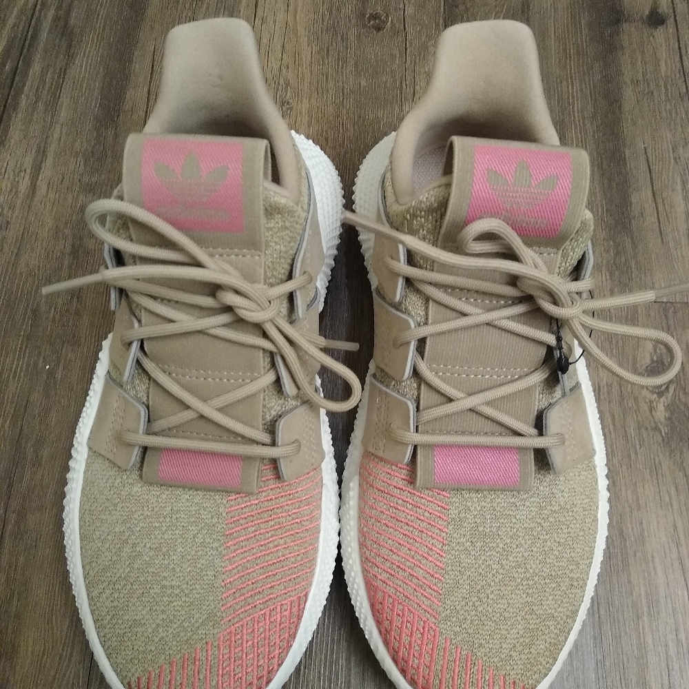NWOT Adidas shoes